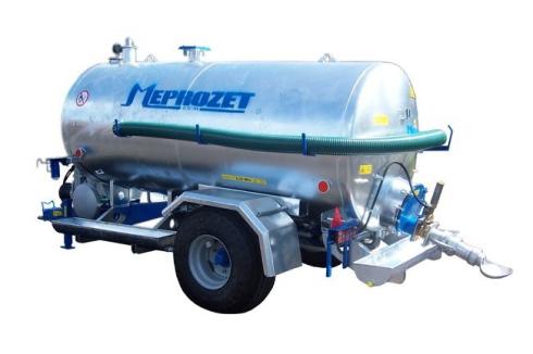 SLURRY TANKER WITH DRINKING TROUGHS PN-50