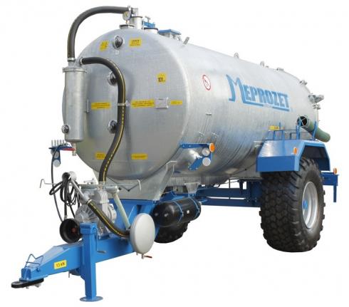 Slurry tanker with self-supporting construction PN-90/6