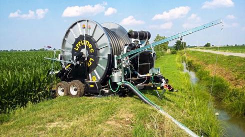 Hose-reels with pump unit of Master Range MM2 MP series