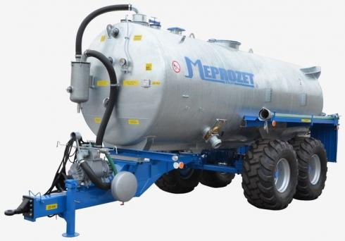 Slurry tanker with self-supporting construction PN-1/14 A (16 000 L)